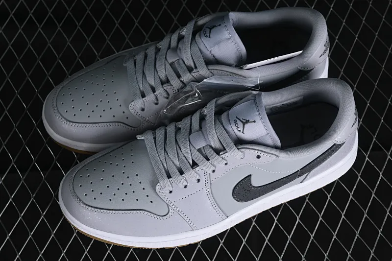 All categories Air Jordan Jordan series basketball shoes Air Jordan 1 Low G version pure original Air Jordan 1 Low Golf AJ1 Joe 1 new golf version raw rubber gray DD9315-006